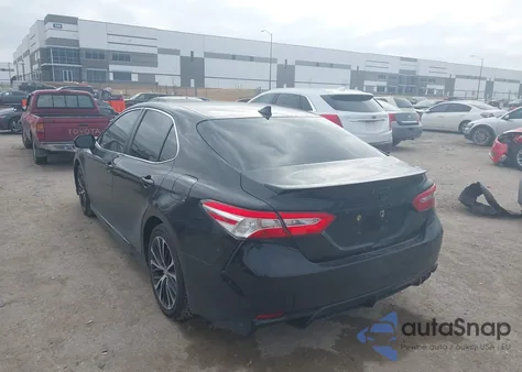 2020 Toyota Camry Se z USA, uszkodzony, nr VIN 4T1G11AK8LU338045
